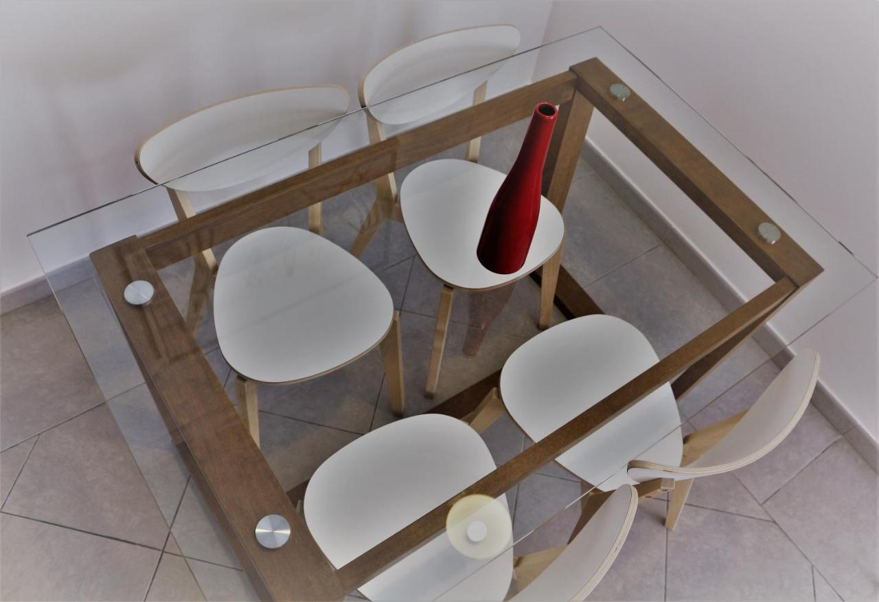 Lovely Apartment In Carvoeiro By The Beach Eksteriør billede