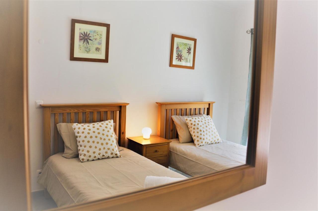 Lovely Apartment In Carvoeiro By The Beach Eksteriør billede