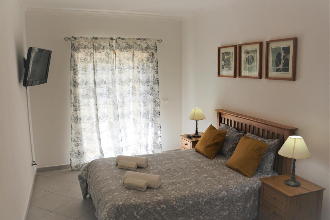 Lovely Apartment In Carvoeiro By The Beach Eksteriør billede